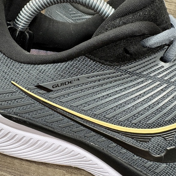 Saucony Guide 14 Gray Womens US Size 8 EUR 39 S10654-45 Running Shoes - Picture 2 of 10